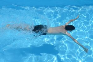 Fakta o plavání, která je třeba znát a vědět